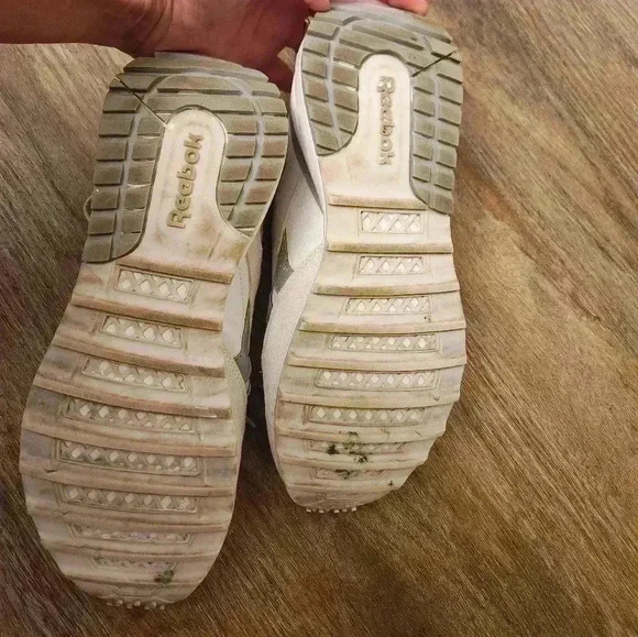 Reebok galaxy 10 ladies size 9 white sneakers - Picture 5 of 6